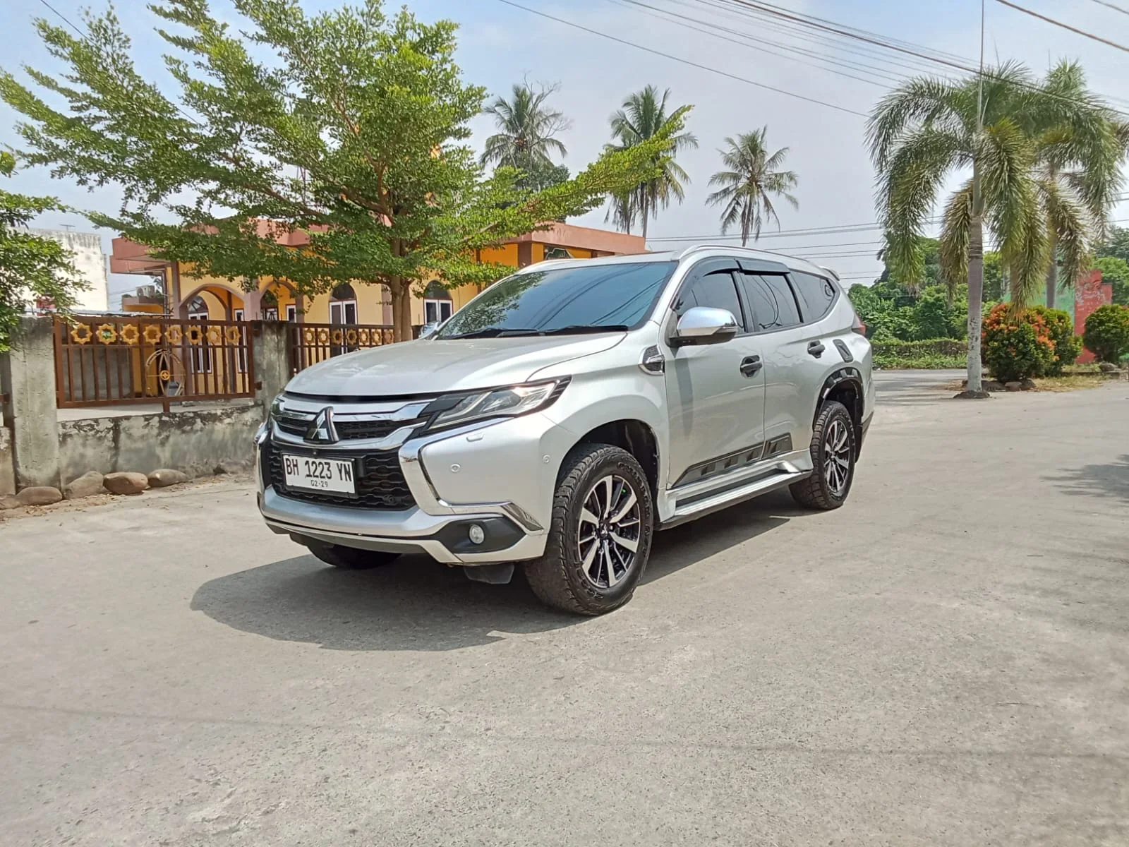 MITSUBISHI PAJERO 2018
